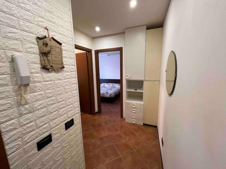 Piccolo Monolocale Confortevole Vicino A Milano Cormano Exteriér fotografie